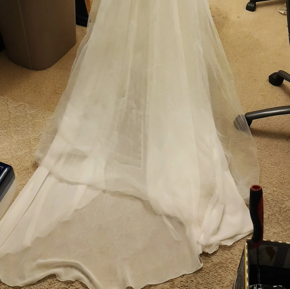 Couture beaded wedding dress 12 - Picture 9 of 15